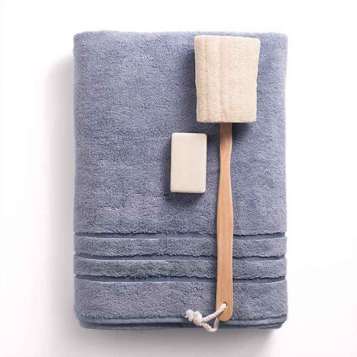 7 Best Mold & Mildew Resistant Towels + How To Remove The Mildew Smell
