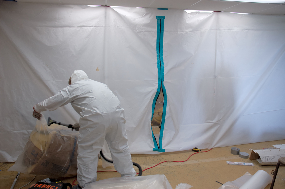 Mold remediation containment setup